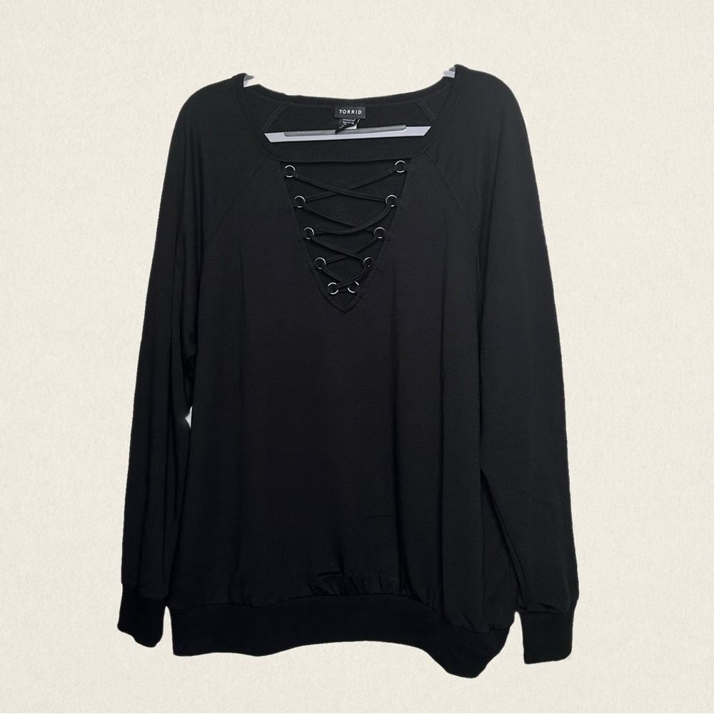 Torrid Black Lattice Front Crew Neck Long Sleeve Pullover Sweater - Picture 4 of 10